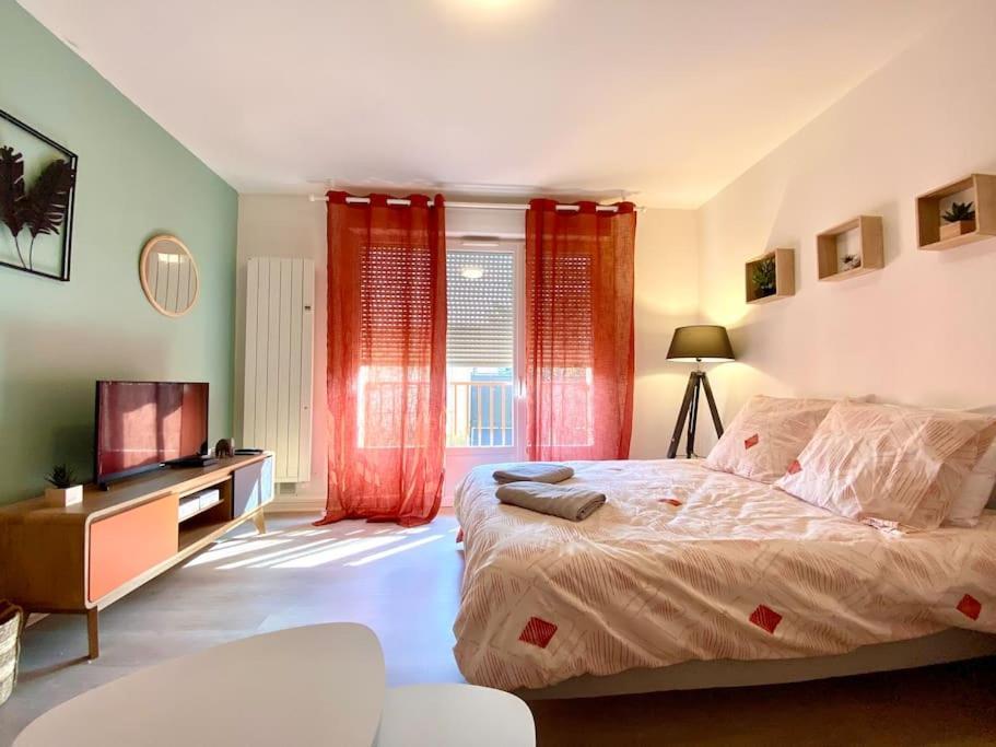 T2 Cosy Proche Hopital + Parking Gratuit Sur Place Auxerre Dış mekan fotoğraf