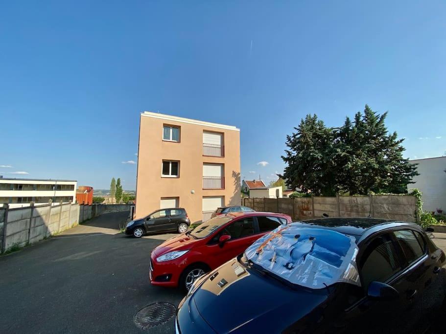 T2 Cosy Proche Hopital + Parking Gratuit Sur Place Auxerre Dış mekan fotoğraf